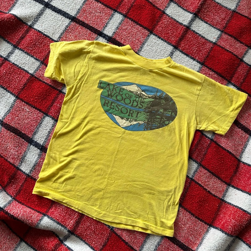 Vintage Lake of the Woods T-Shirt